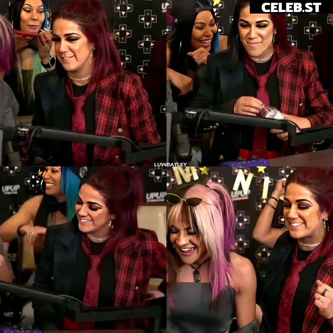 WWE Bayley / Davina Rose / Pamela Rose Martinez Image 4383056