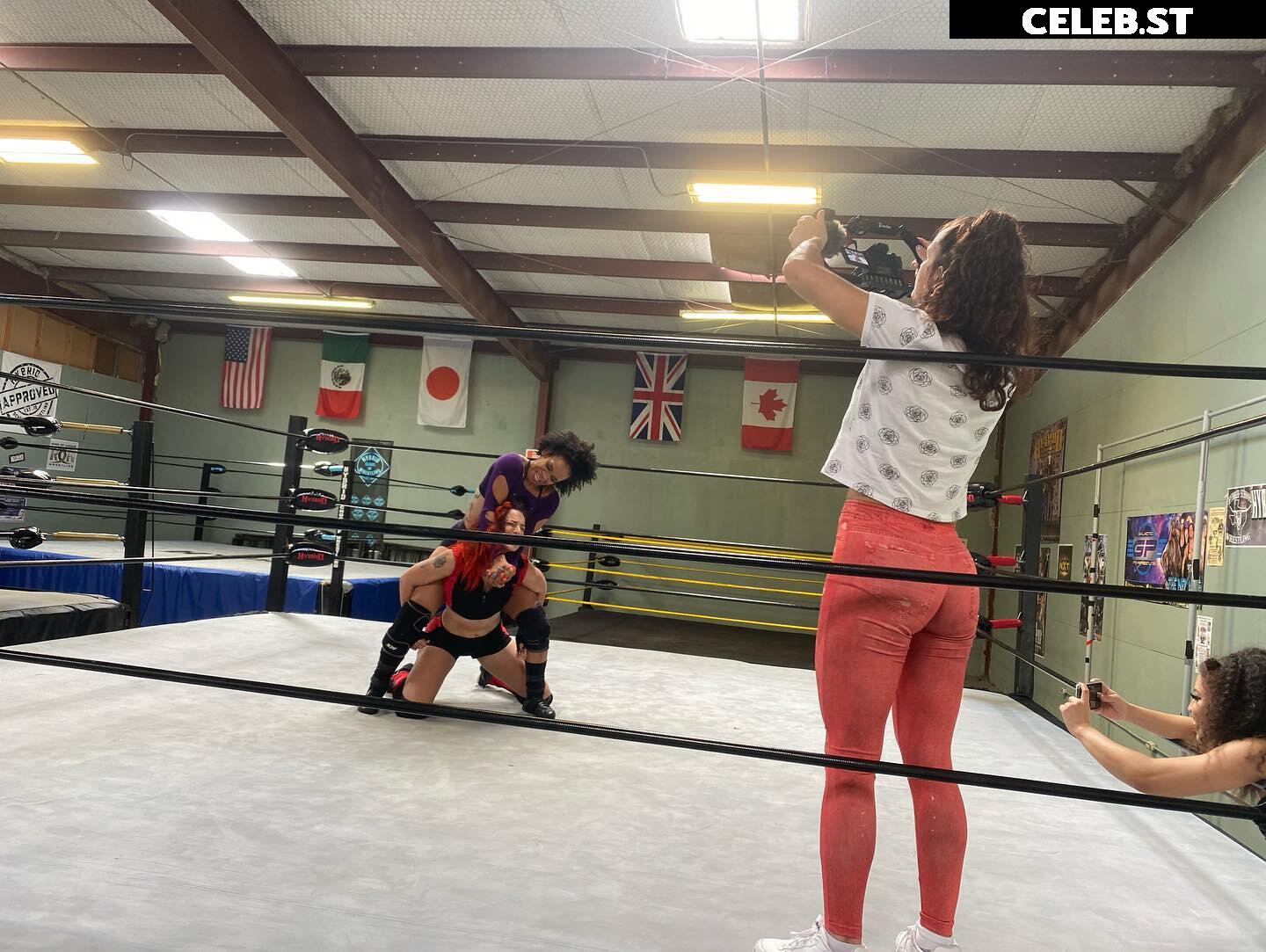 Thunder Rosa Image 4389869