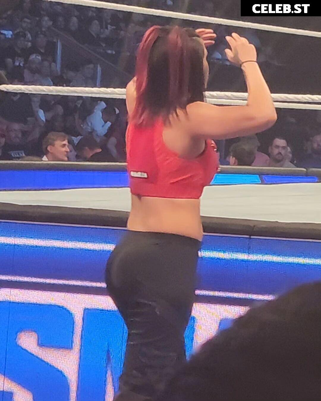 WWE Bayley / Davina Rose / Pamela Rose Martinez Image 4389391