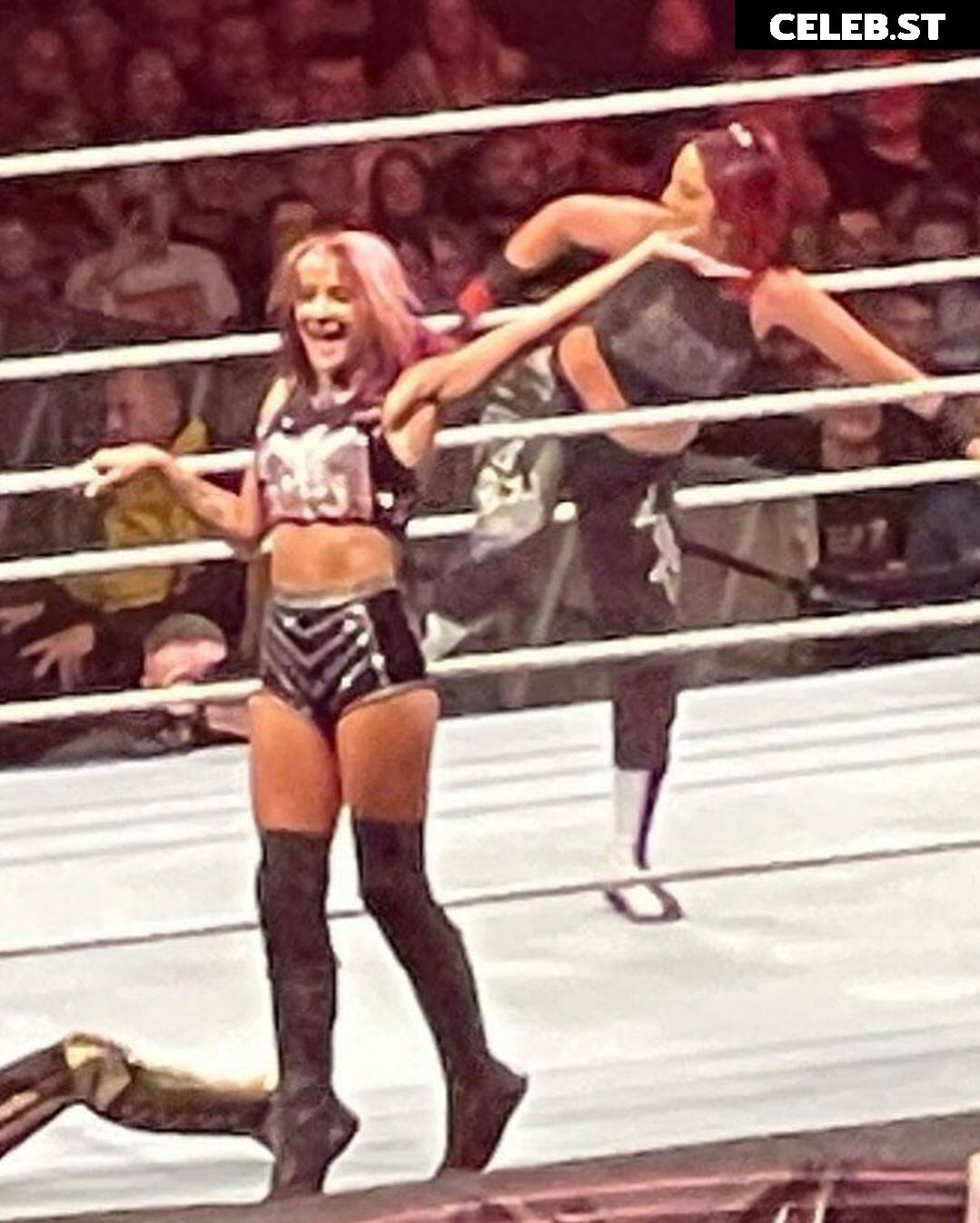 WWE Bayley / Davina Rose / Pamela Rose Martinez Image 4388579