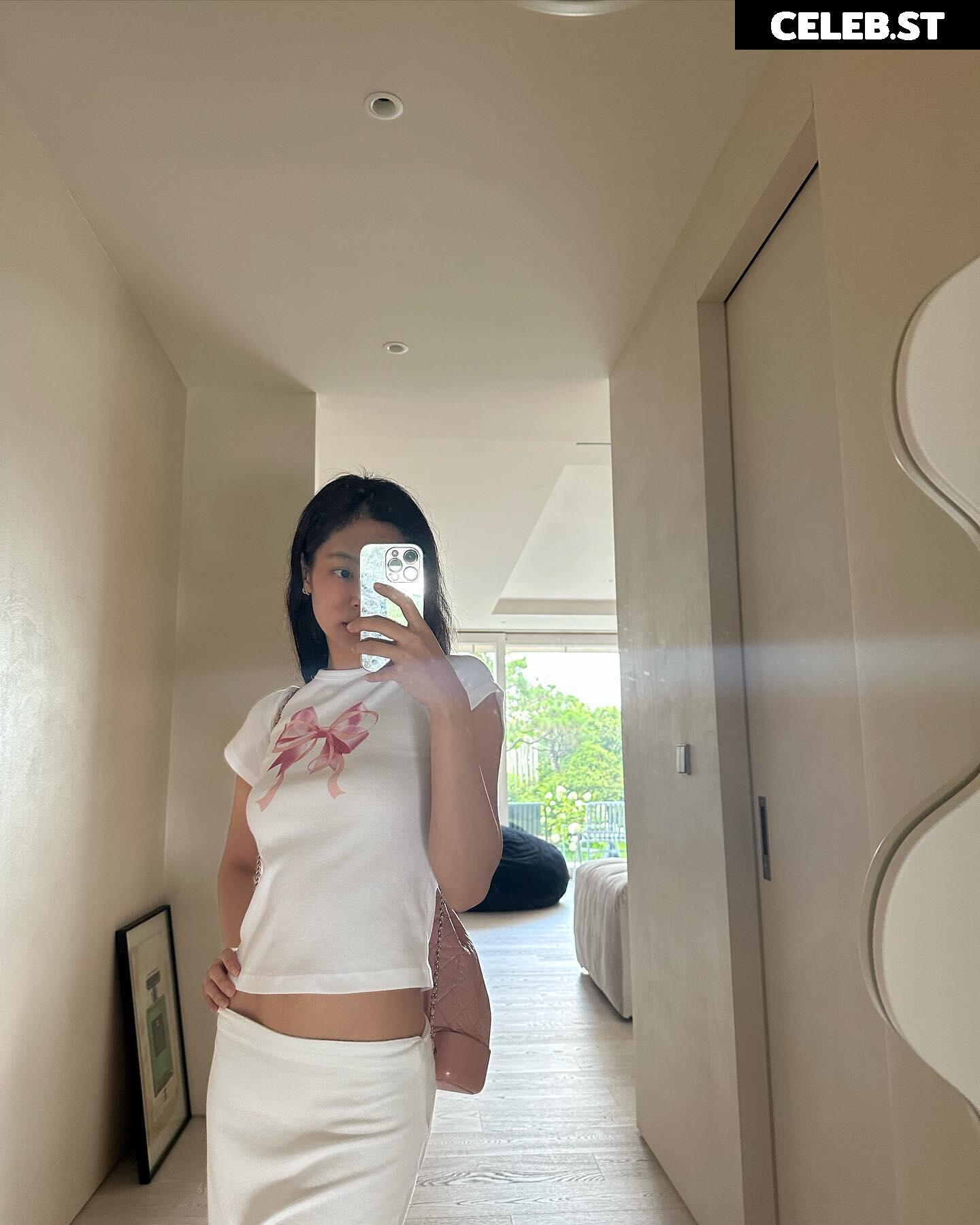 Jennie | BLΛƆKPIИK (Blackpink) Image 4388730