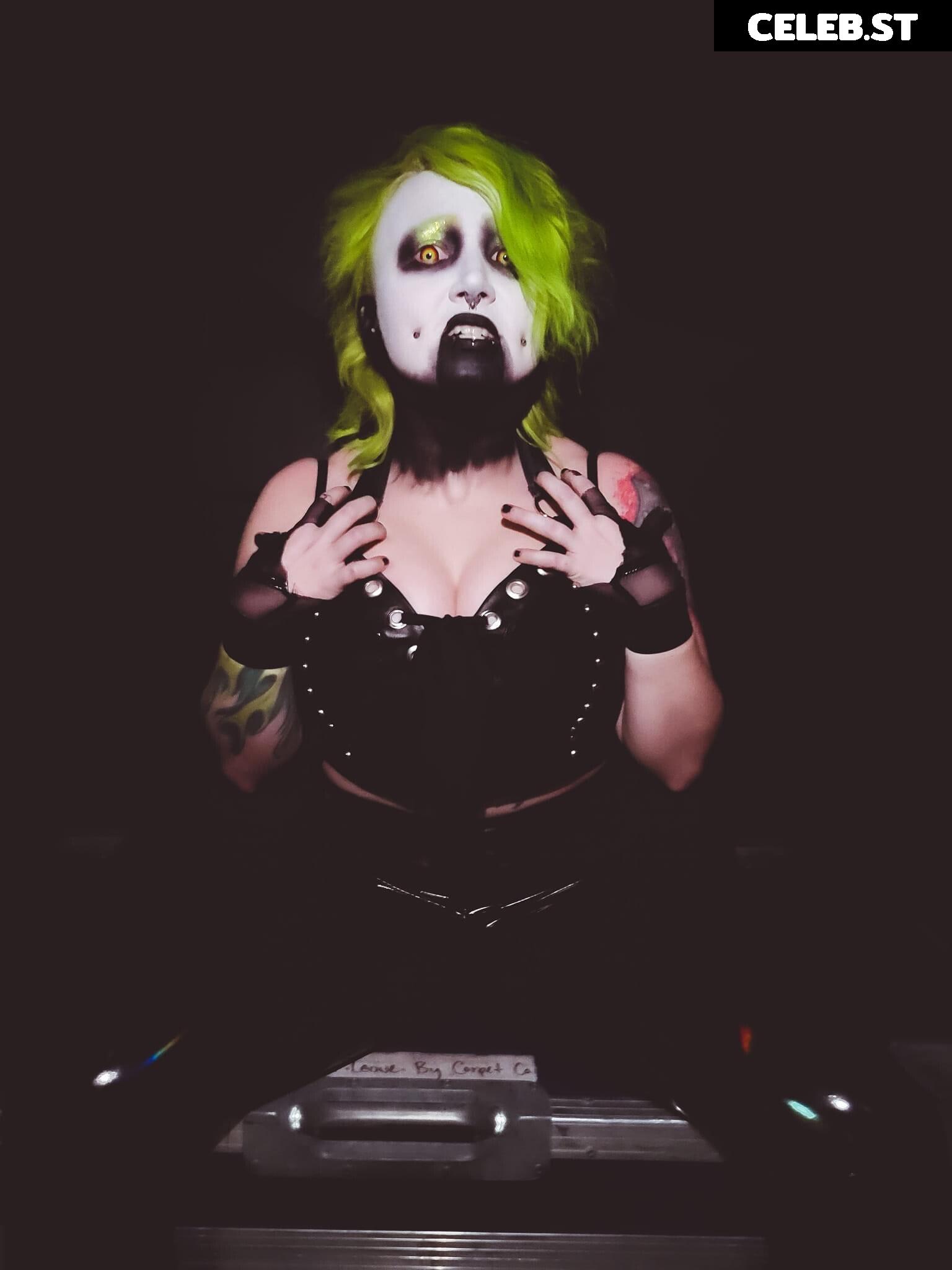 AEW Abadon Image 4388357