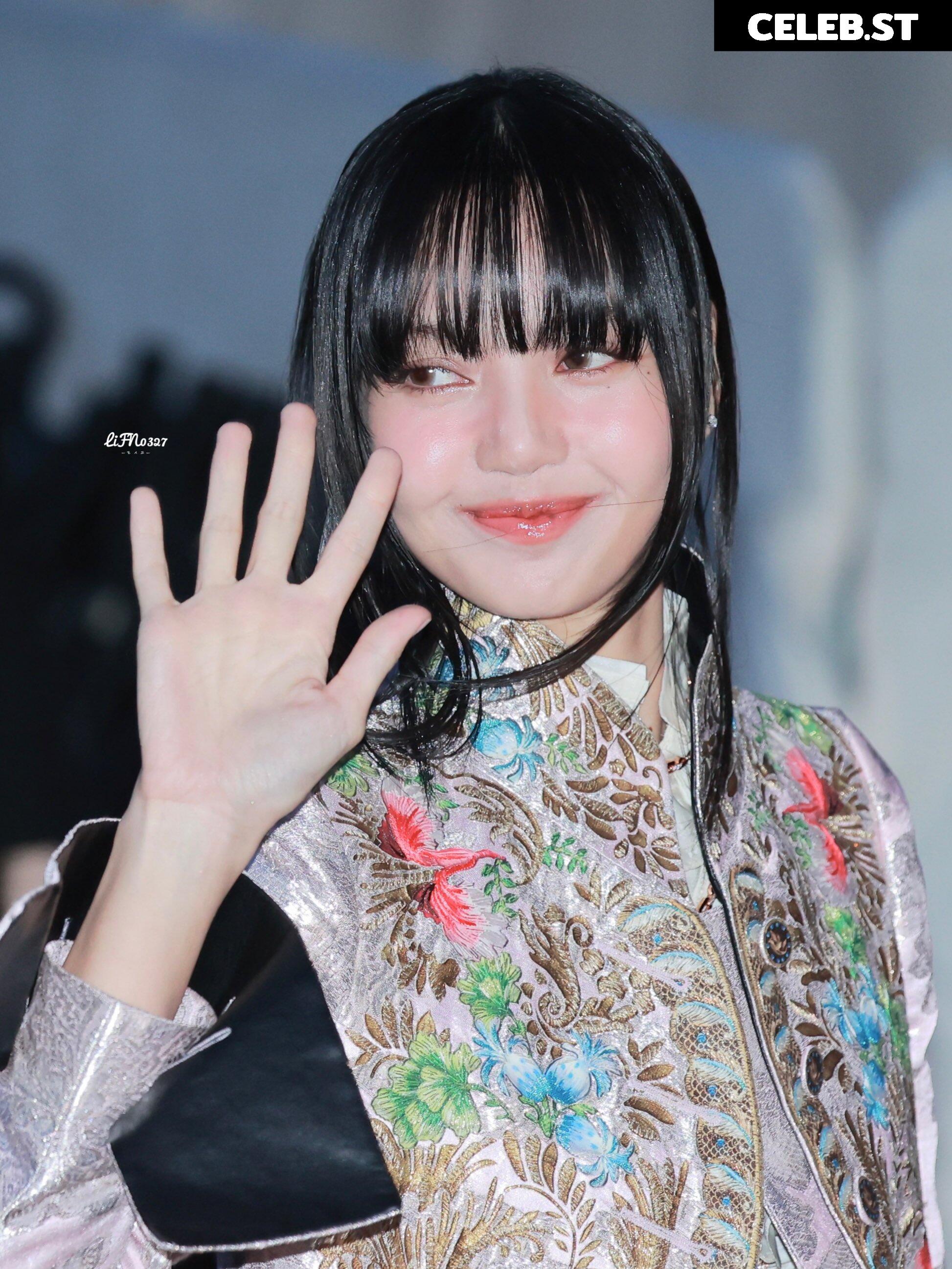 Lisa | BLΛƆKPIИK (Blackpink) Image 4388960