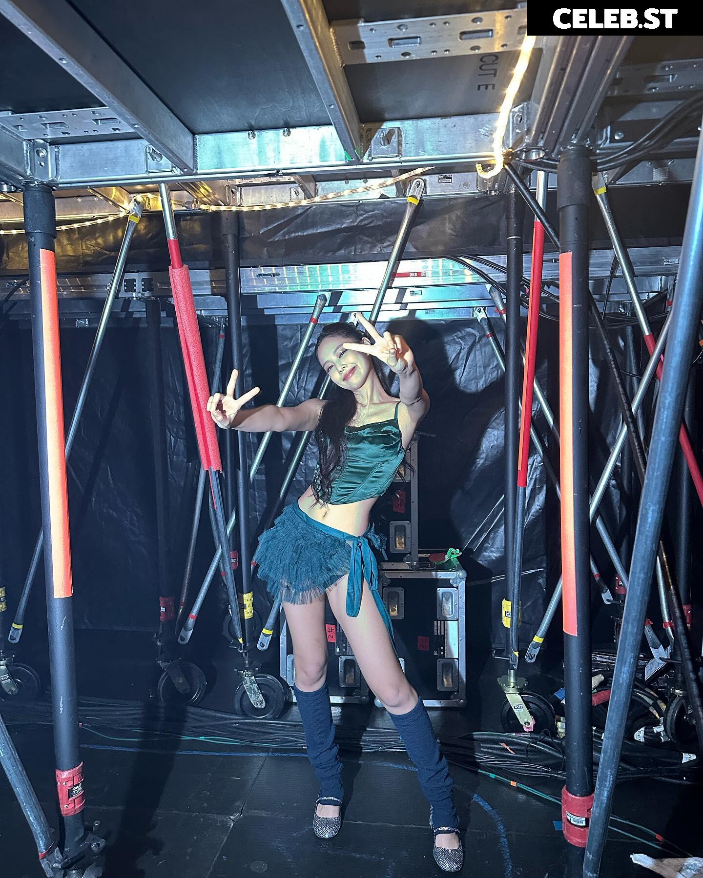 Jennie | BLΛƆKPIИK (Blackpink) Image 4375456