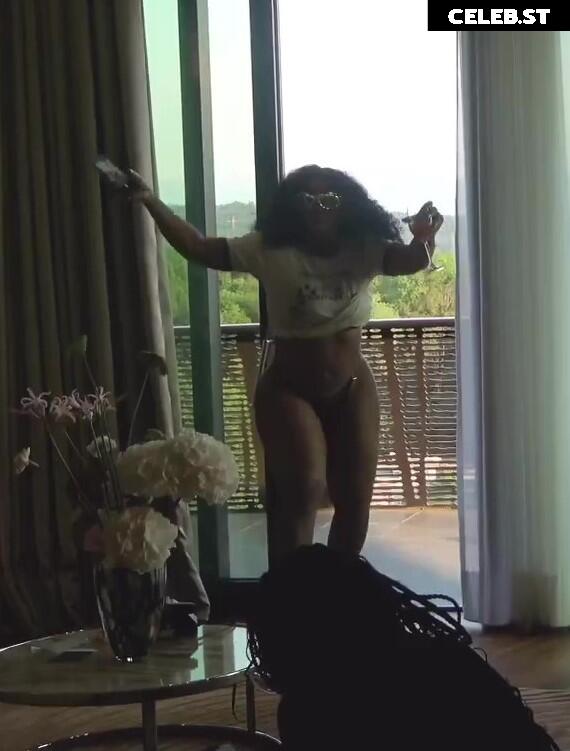 SZA | Solana Rowe Image 4375463