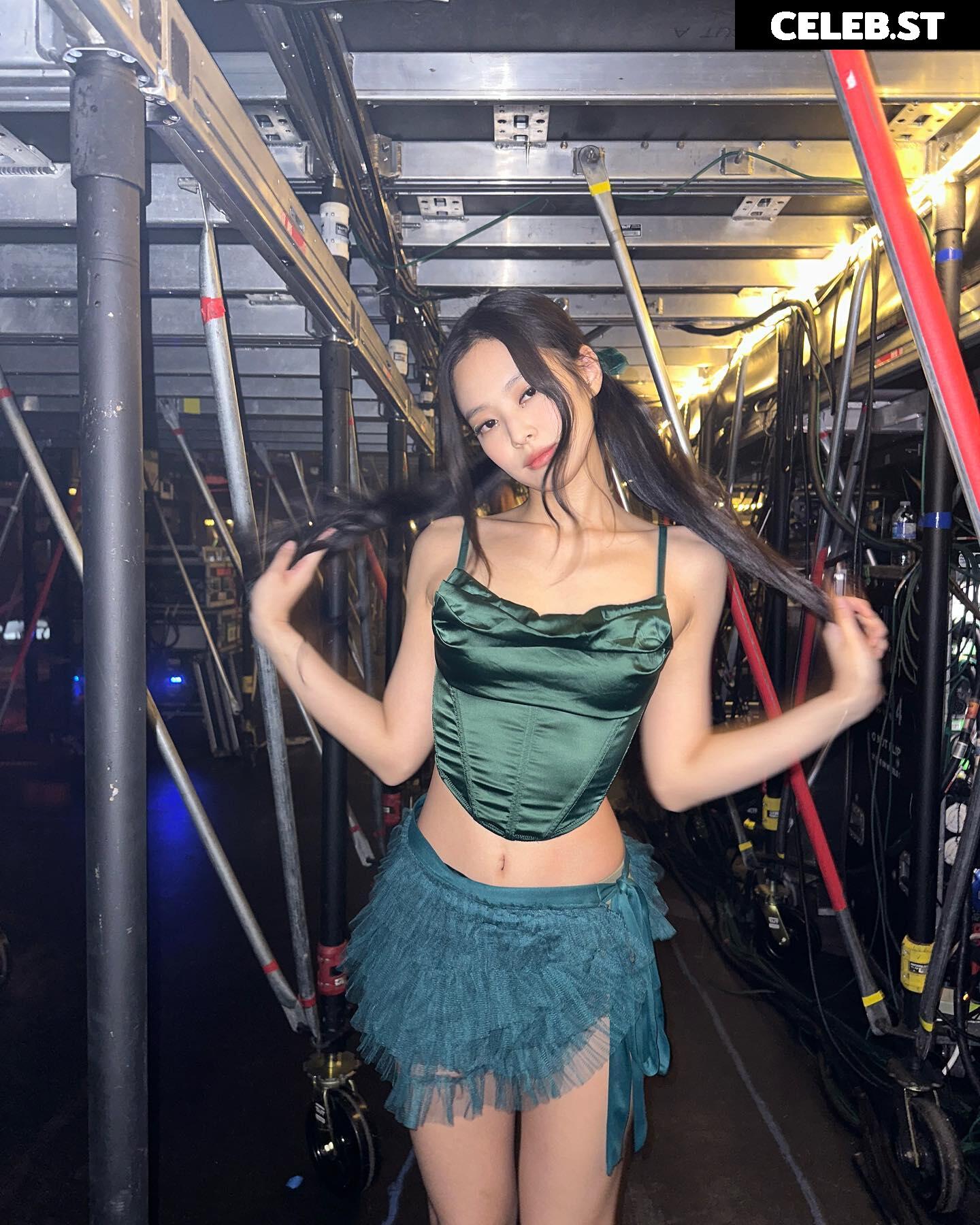 Jennie | BLΛƆKPIИK (Blackpink) Image 4375900