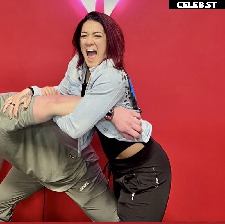 WWE Bayley / Davina Rose / Pamela Rose Martinez Image 4376433