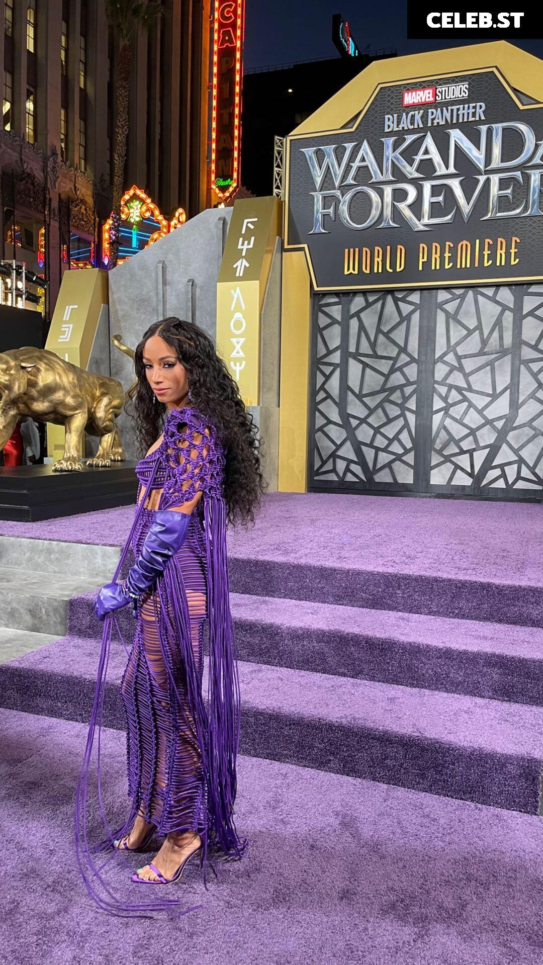 WWE Sasha Banks | Mercedes Moné Image 4376269
