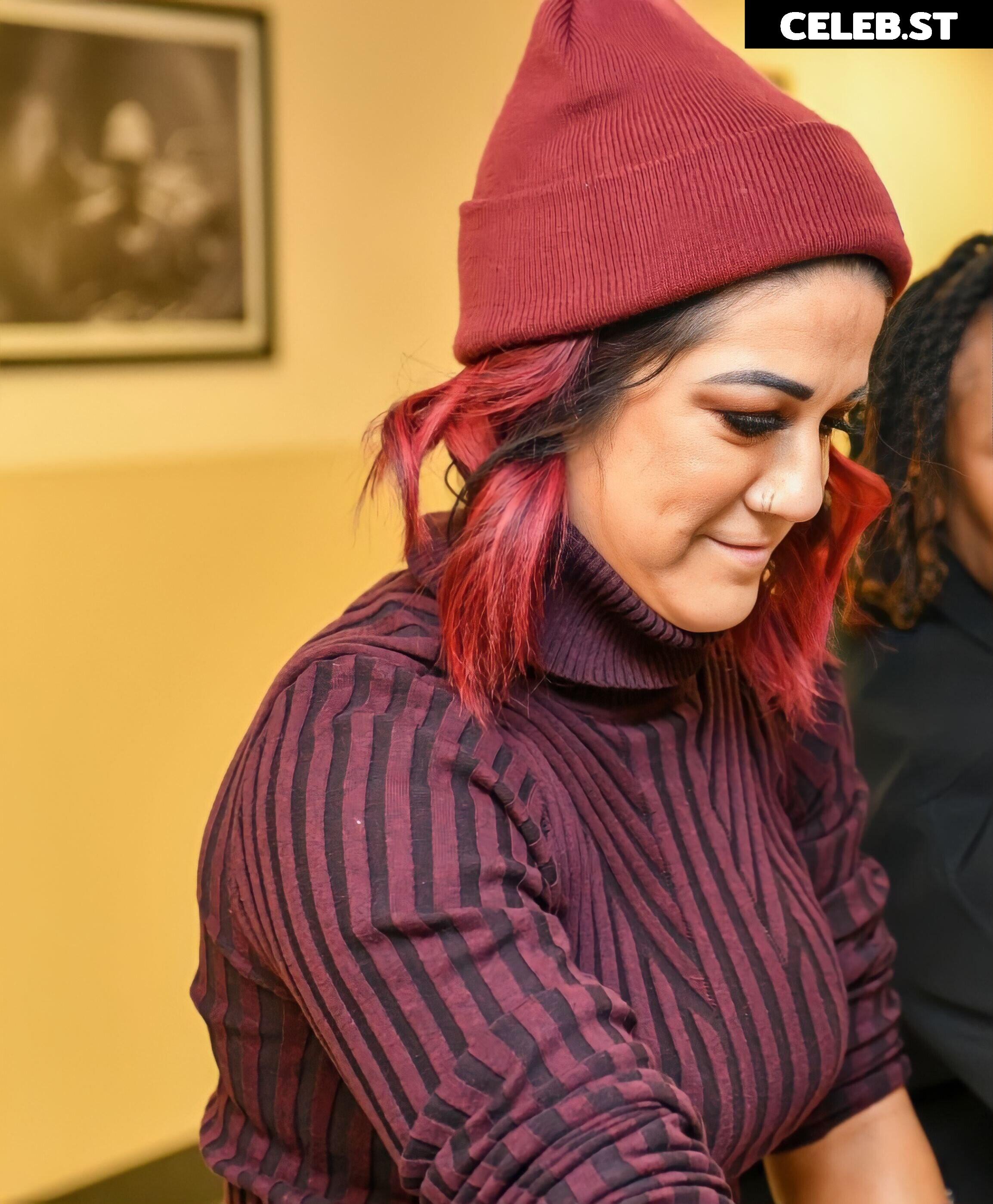 WWE Bayley / Davina Rose / Pamela Rose Martinez Image 4377466