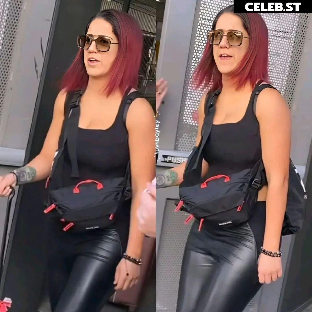 WWE Bayley / Davina Rose / Pamela Rose Martinez Image 4377759