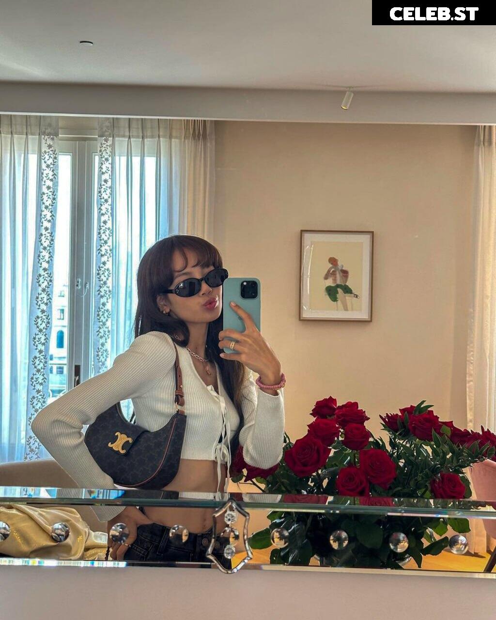 Lisa | BLΛƆKPIИK (Blackpink) Image 4377261
