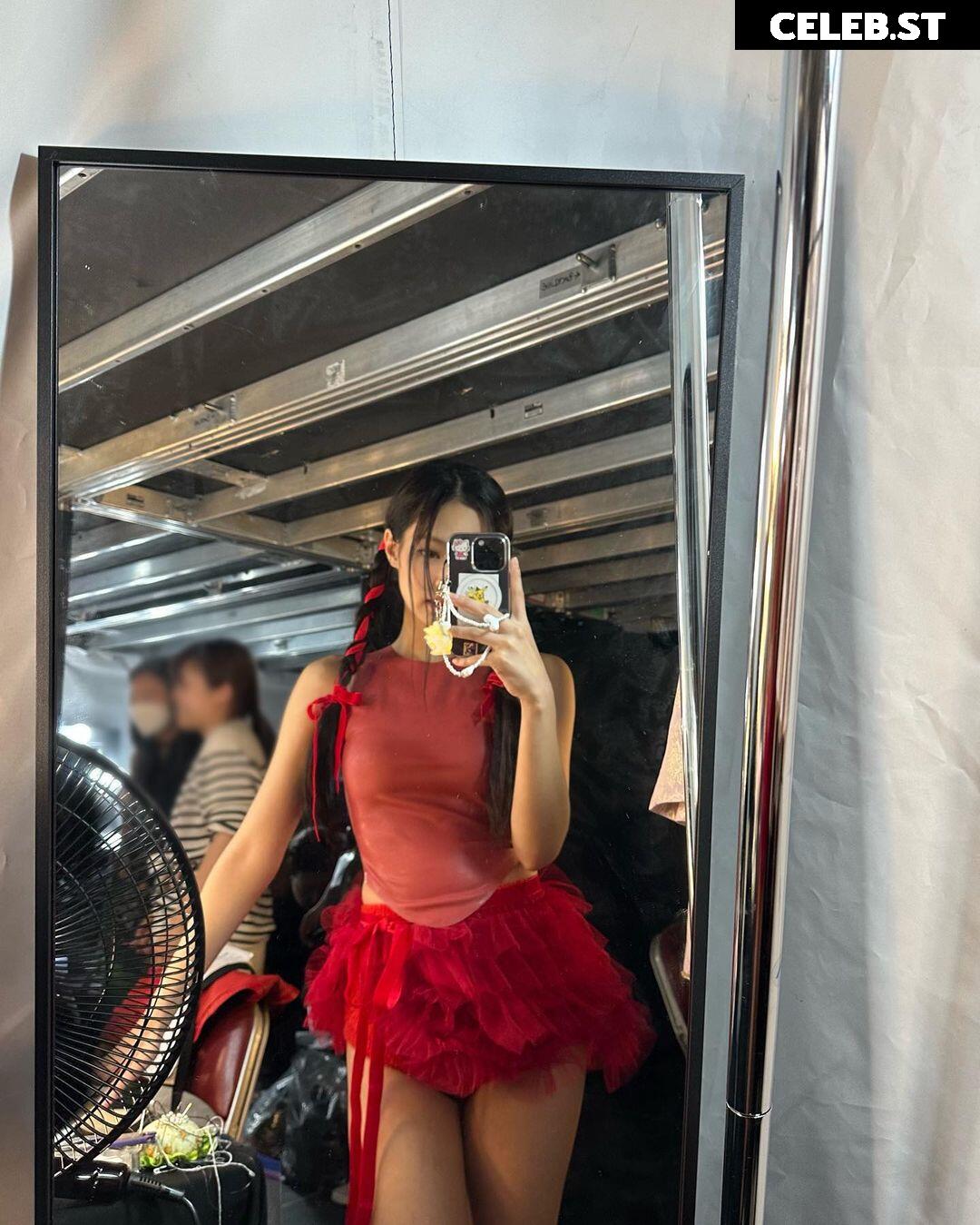 Jennie | BLΛƆKPIИK (Blackpink) Image 4374840