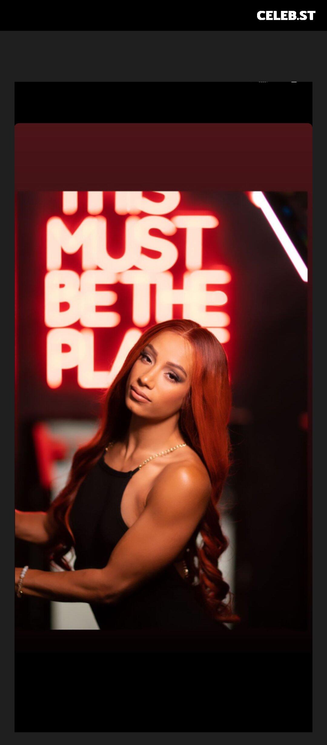 WWE Sasha Banks | Mercedes Moné Image 4374438