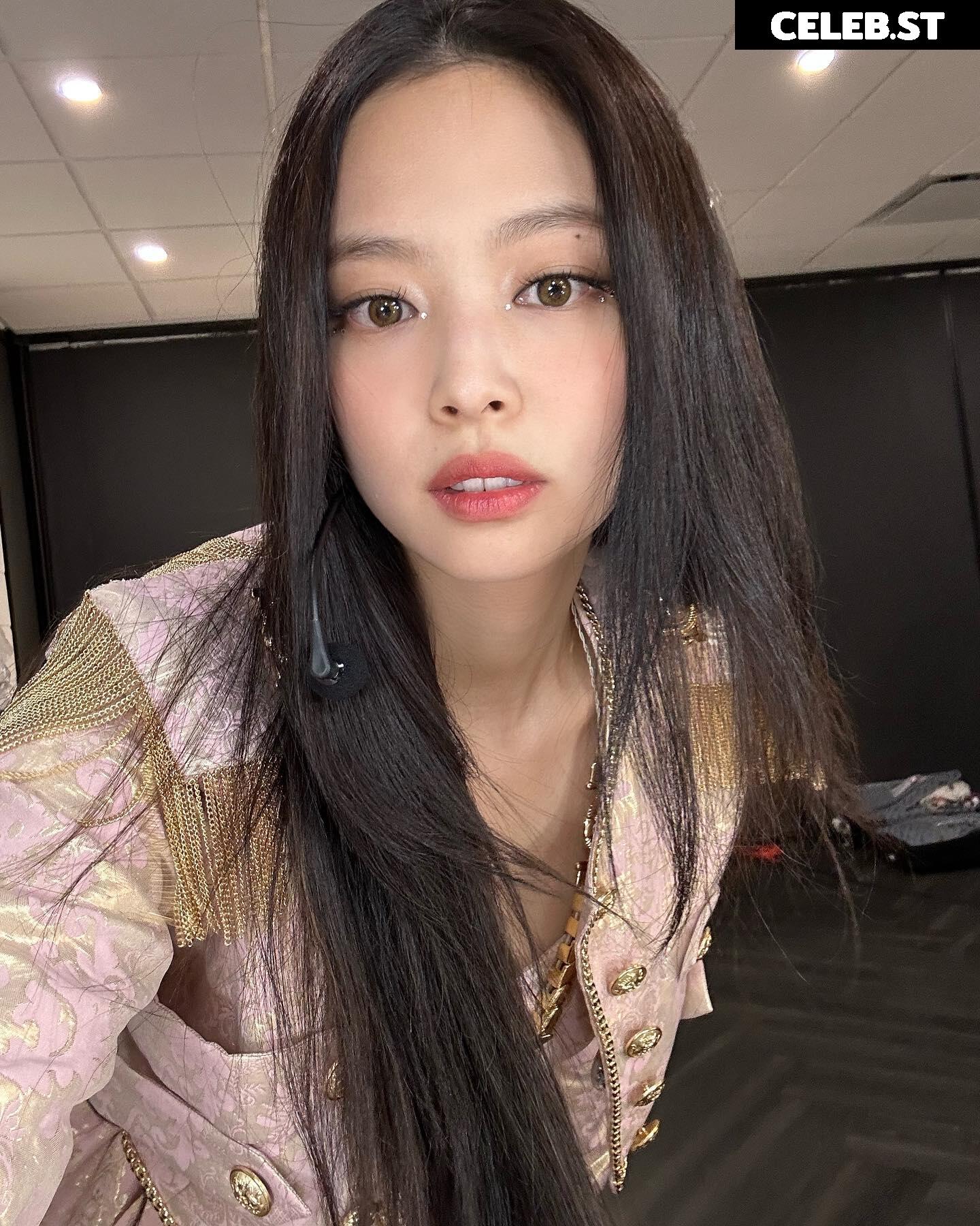 Jennie | BLΛƆKPIИK (Blackpink) Image 4374427