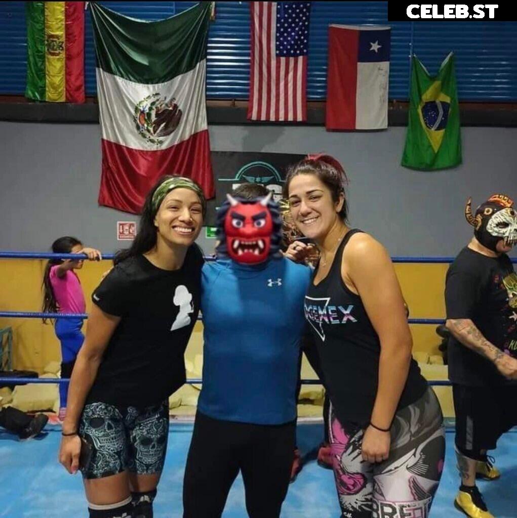 WWE Bayley / Davina Rose / Pamela Rose Martinez Image 4374702