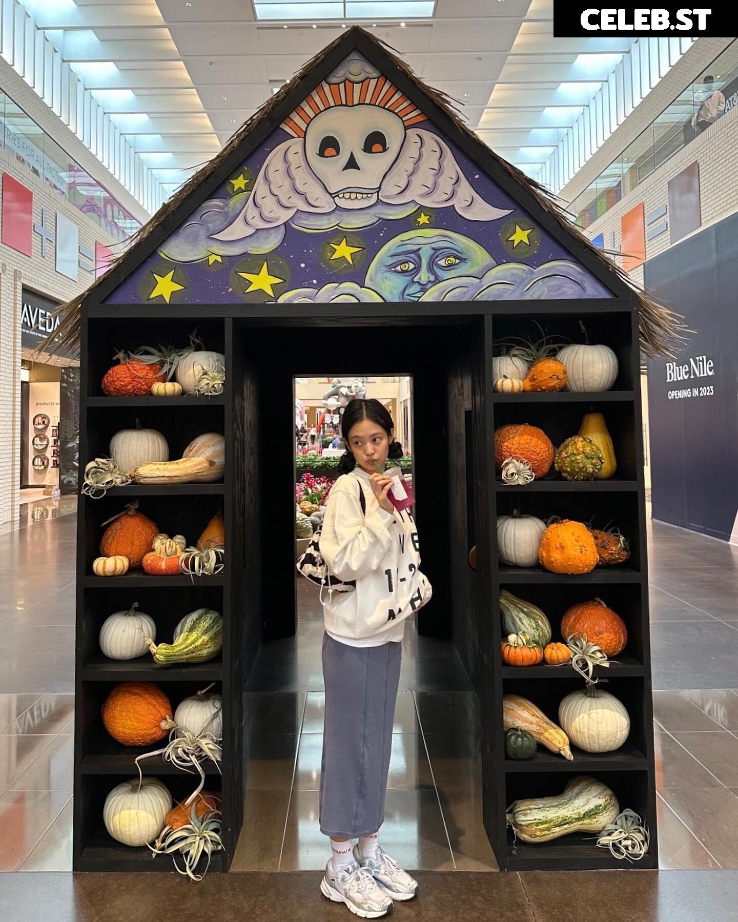 Jennie | BLΛƆKPIИK (Blackpink) Image 4374041