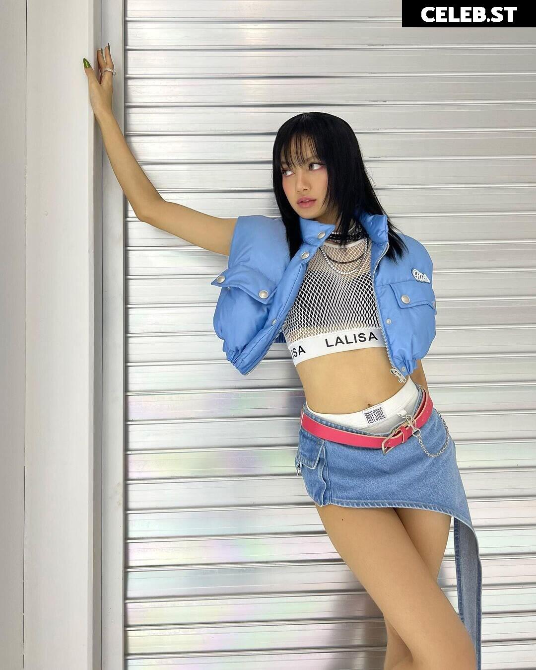 Lisa | BLΛƆKPIИK (Blackpink) Image 4371882