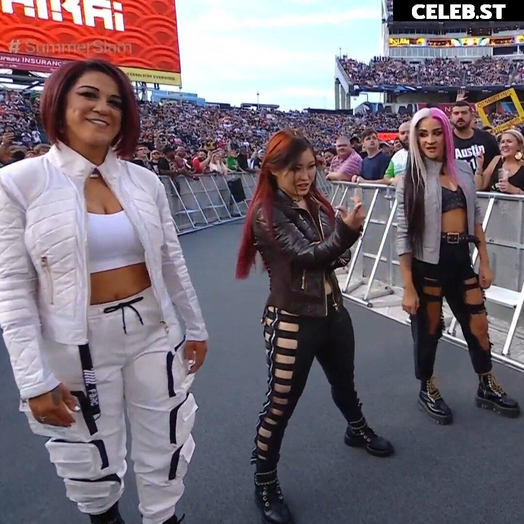 WWE Bayley / Davina Rose / Pamela Rose Martinez Image 4371315