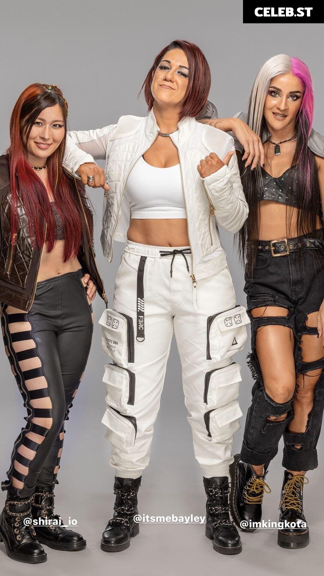 WWE Bayley / Davina Rose / Pamela Rose Martinez Image 4372164