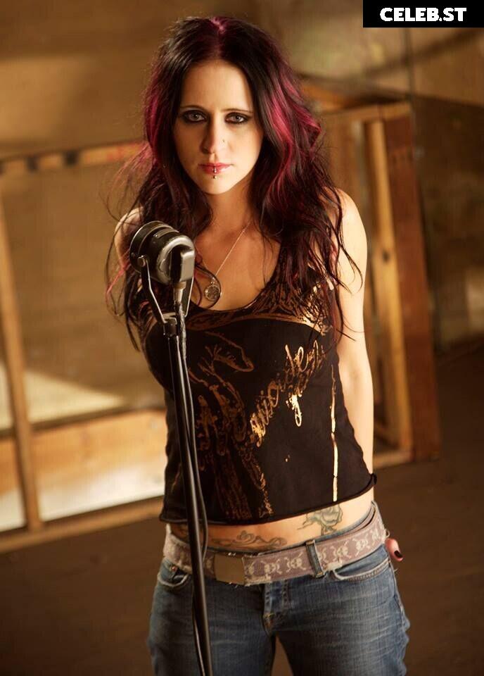 Women of Metal Image 4372985