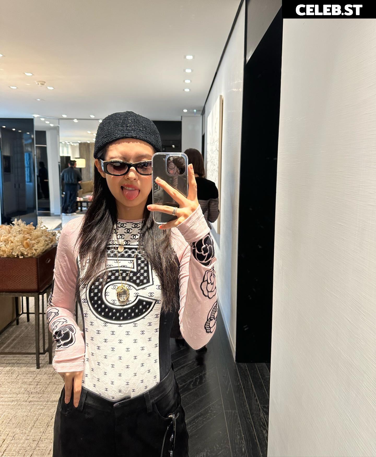 Jennie | BLΛƆKPIИK (Blackpink) Image 4372966