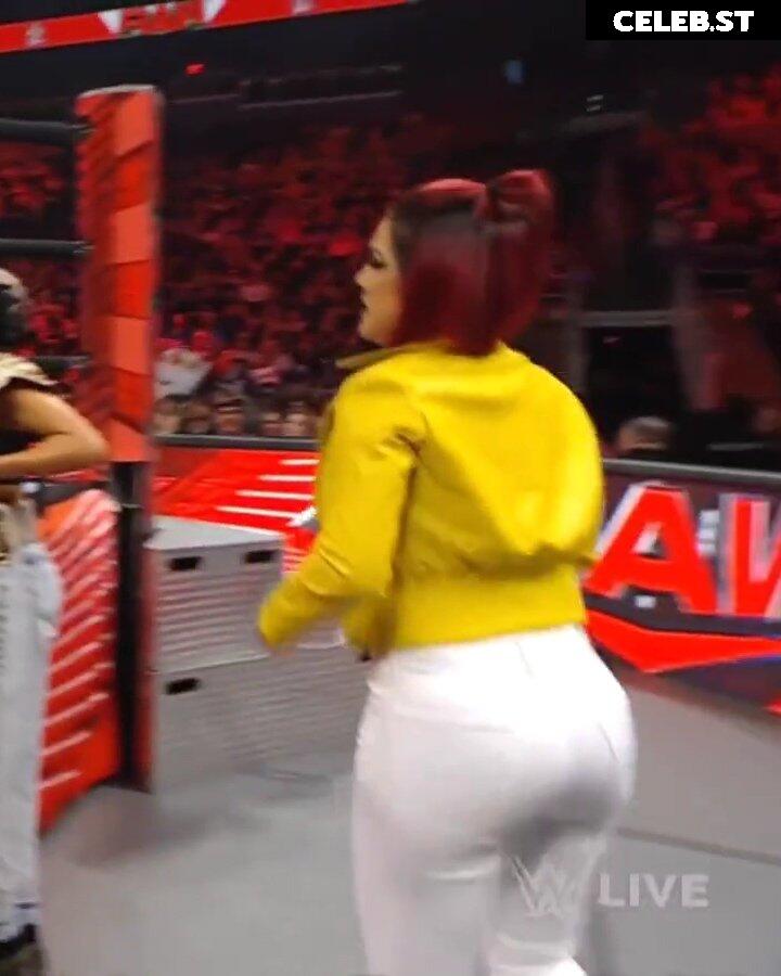 WWE Bayley / Davina Rose / Pamela Rose Martinez Image 4373031