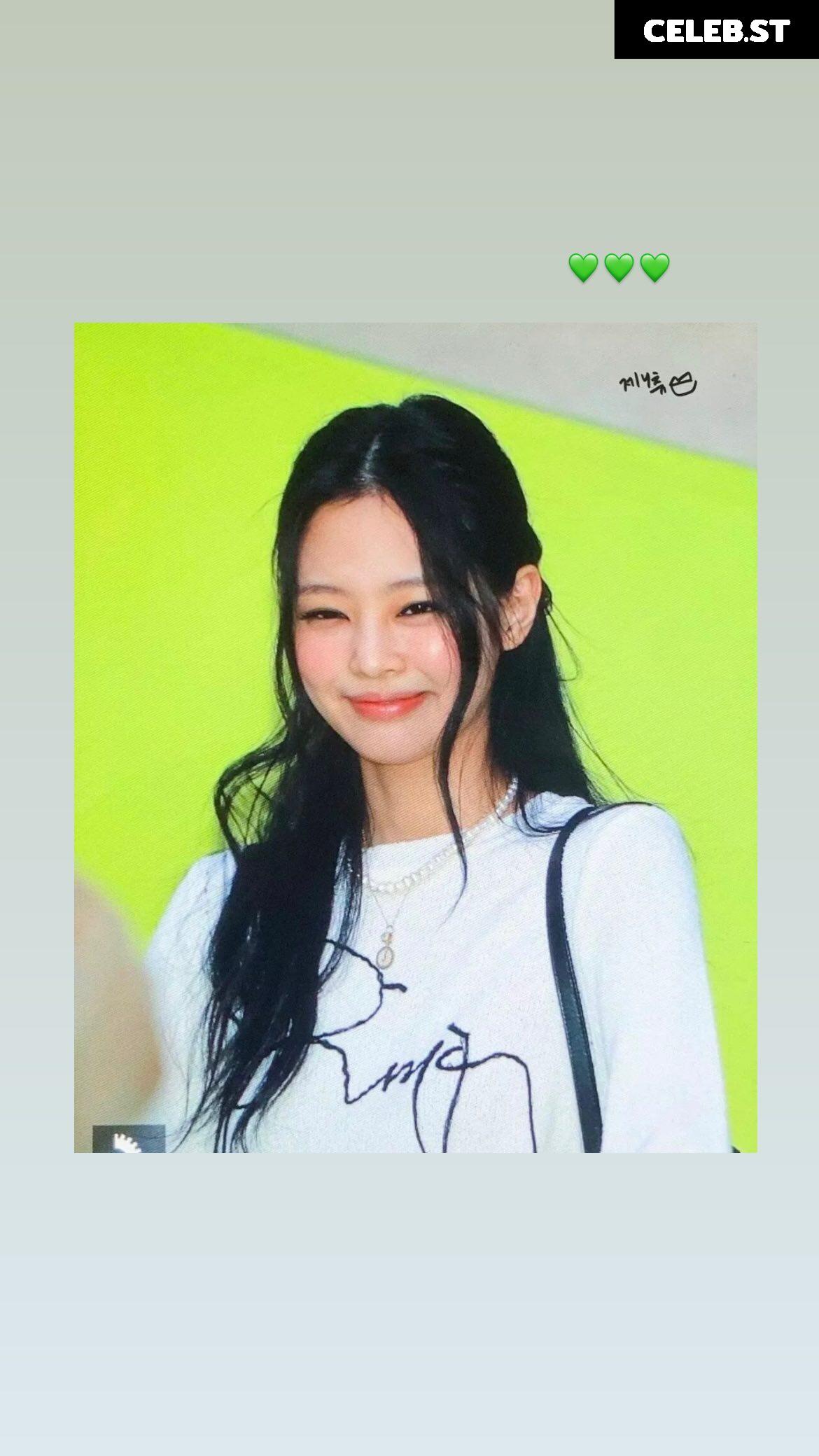 Jennie | BLΛƆKPIИK (Blackpink) Image 4370402
