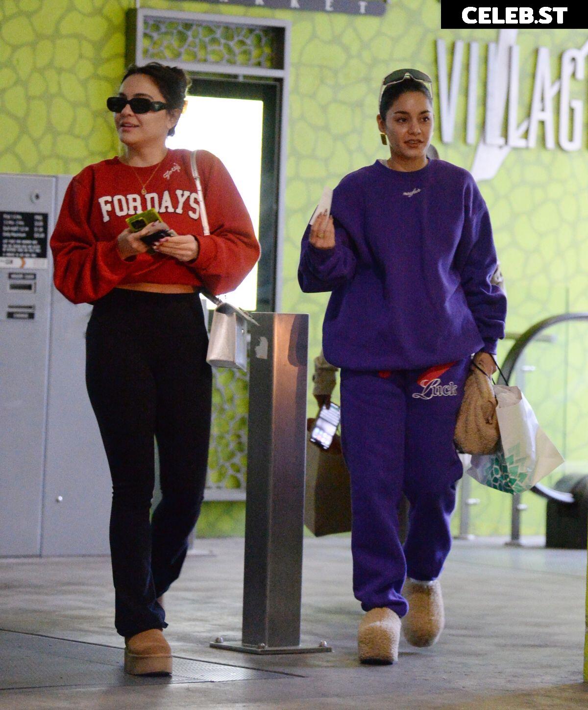 Stella Hudgens (Vanessa's Sister) Image 4379550