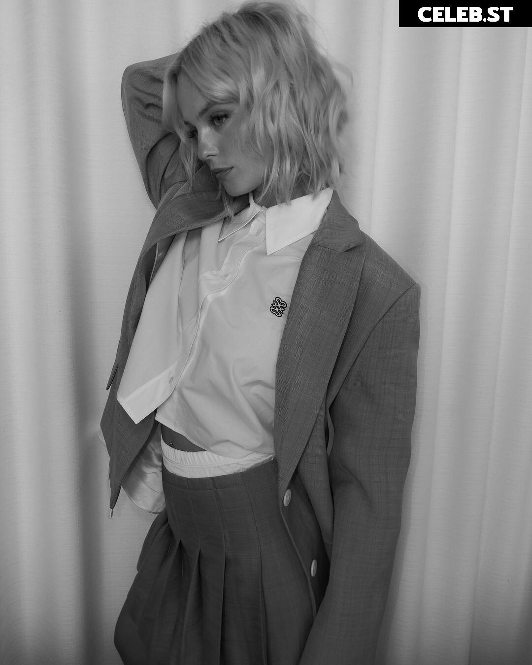 Amelia Eve Gibson | Millie Gibson Image 4378859