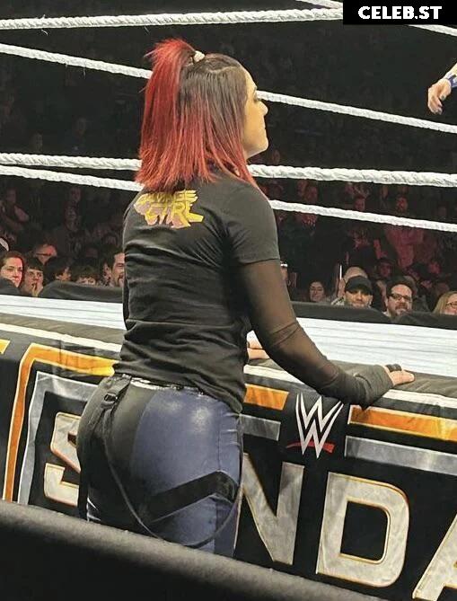 WWE Bayley / Davina Rose / Pamela Rose Martinez Image 4378525