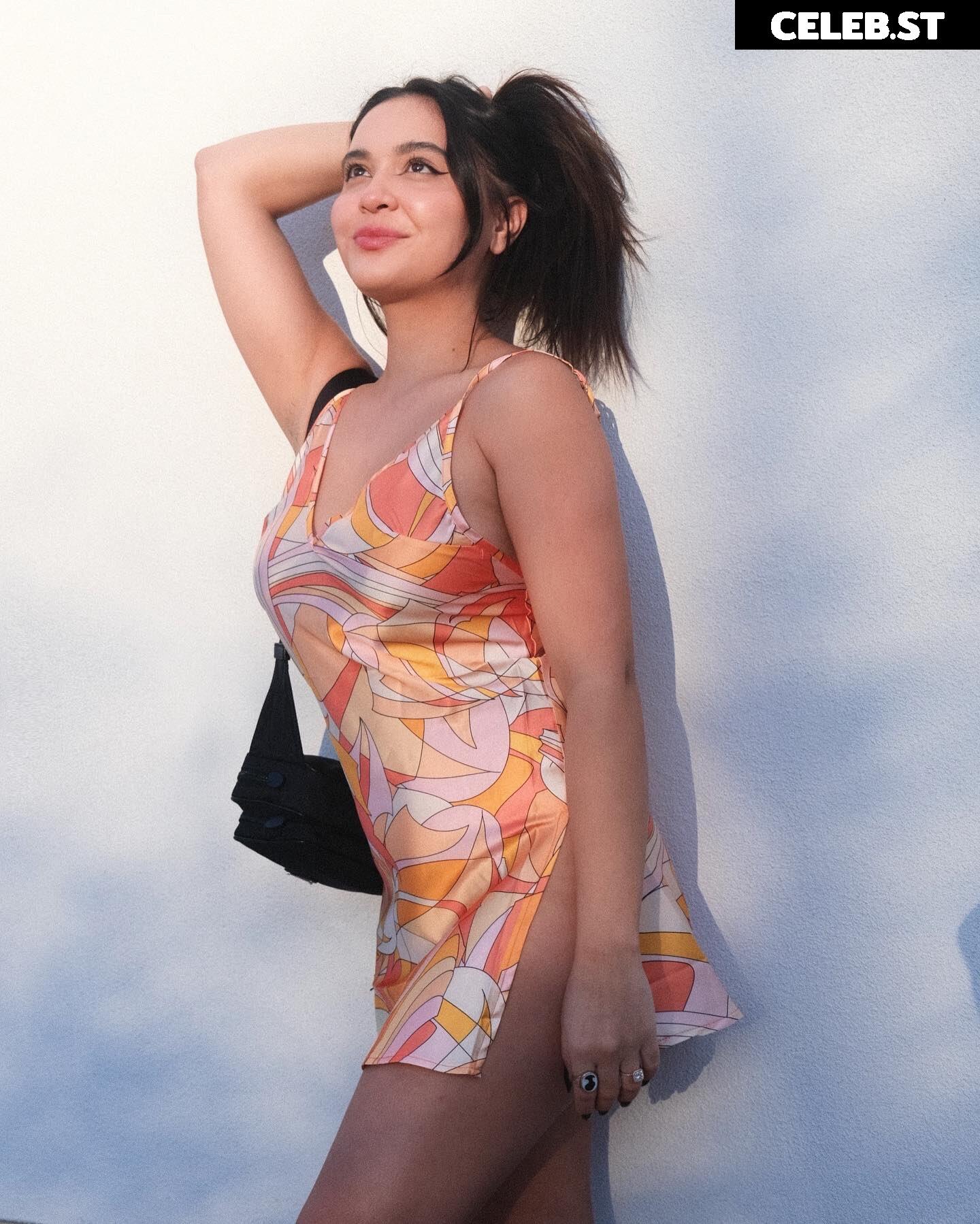 Stella Hudgens (Vanessa's Sister) Image 4378146