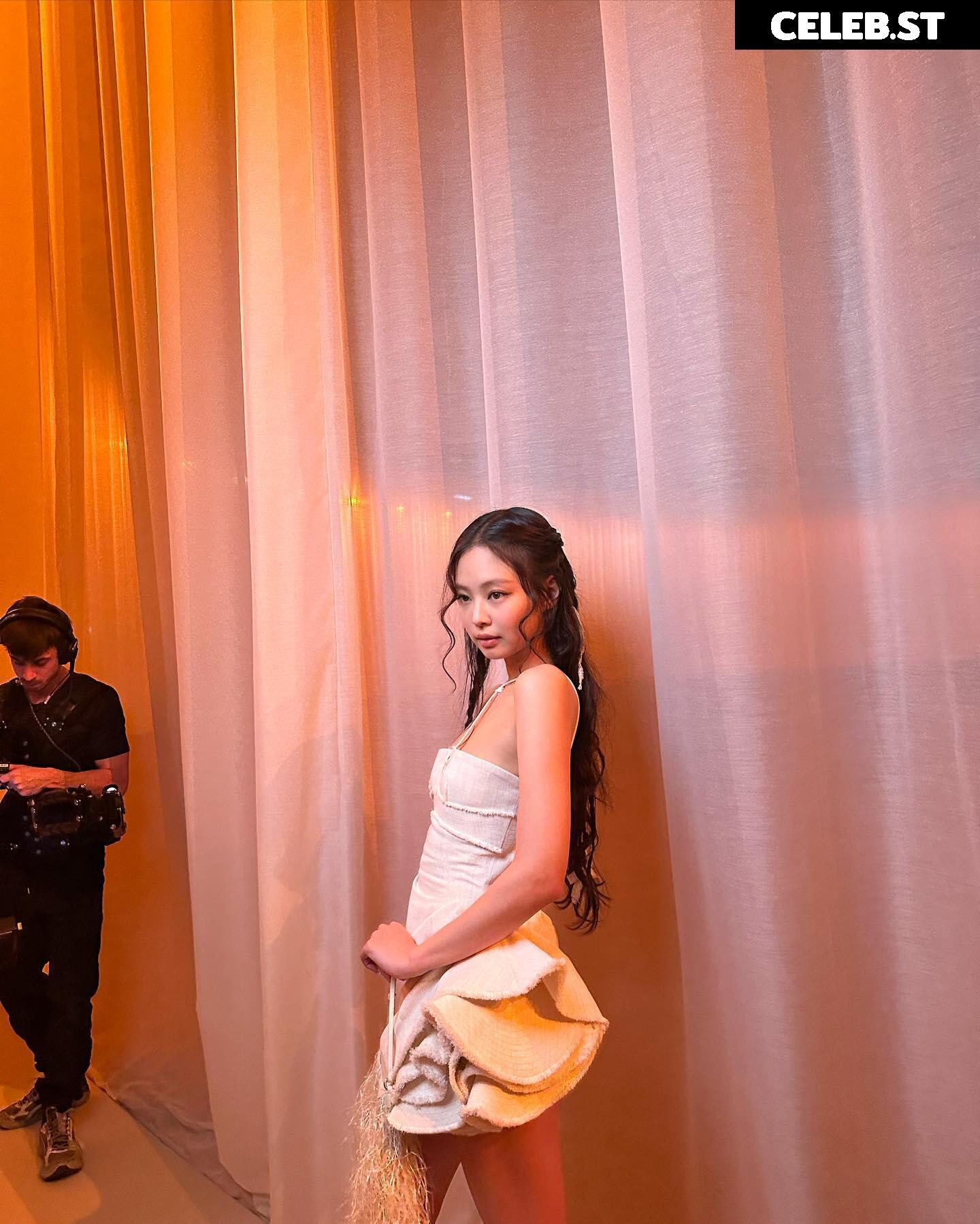 Jennie | BLΛƆKPIИK (Blackpink) Image 4378378