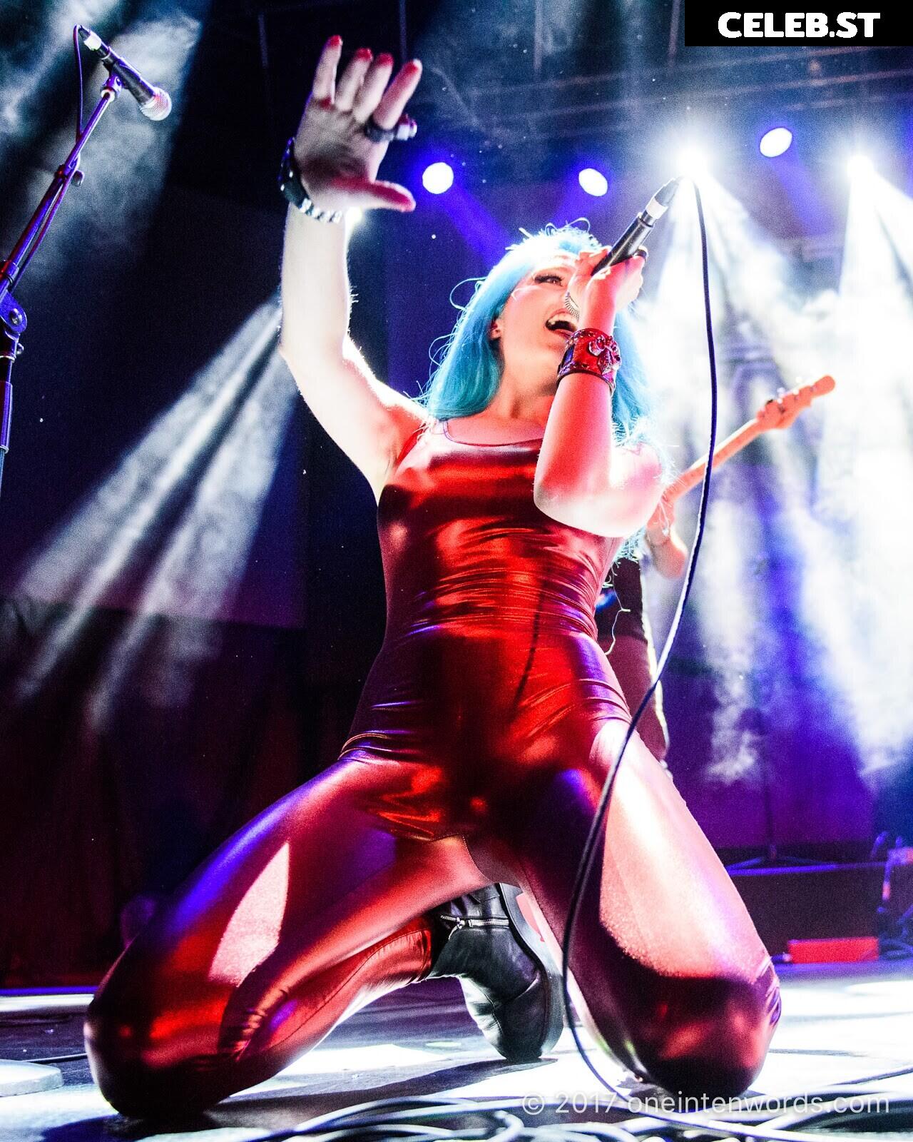 Women of Metal Image 4378253