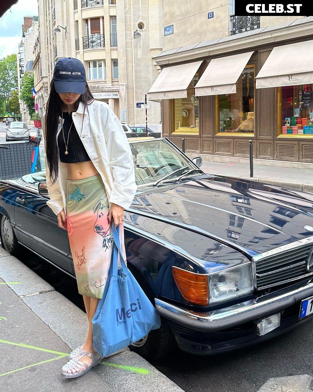 Lisa | BLΛƆKPIИK (Blackpink) Image 4378203