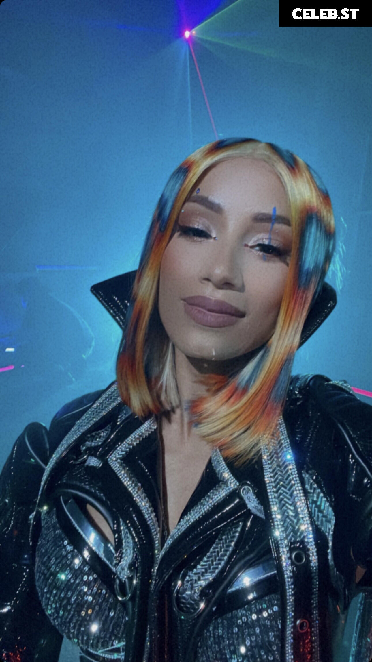 WWE Sasha Banks | Mercedes Moné Image 4378226