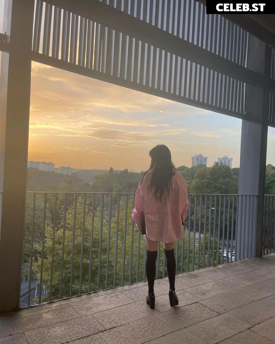 Starsmitten / Celine Image 4365723