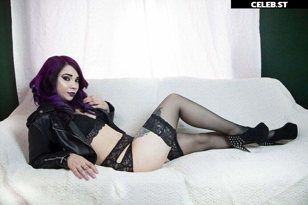 Women of Metal Image 4365908