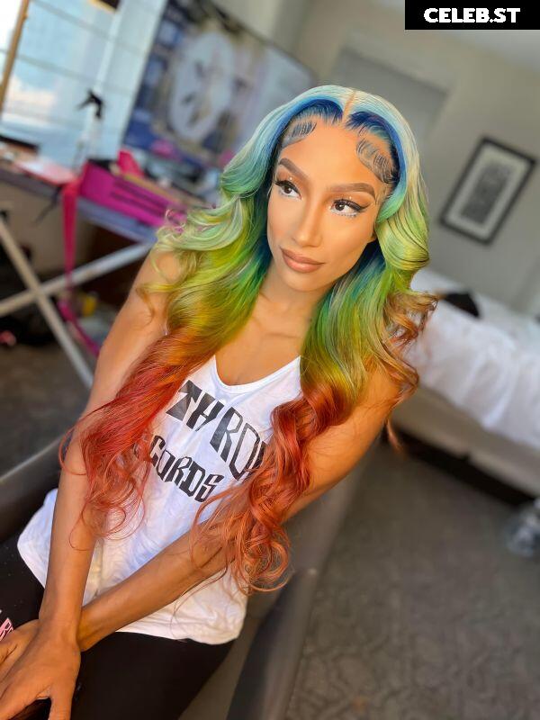WWE Sasha Banks | Mercedes Moné Image 4366357