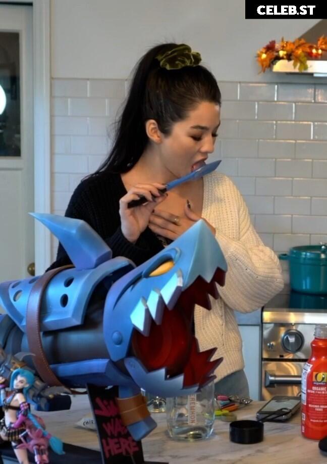 CarolineKwan Image 4364919