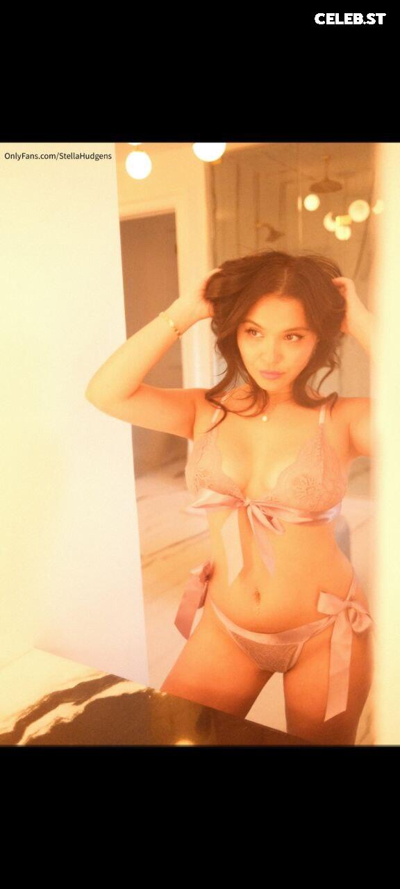 Stella Hudgens (Vanessa&#039;s Sister) Image 4364921