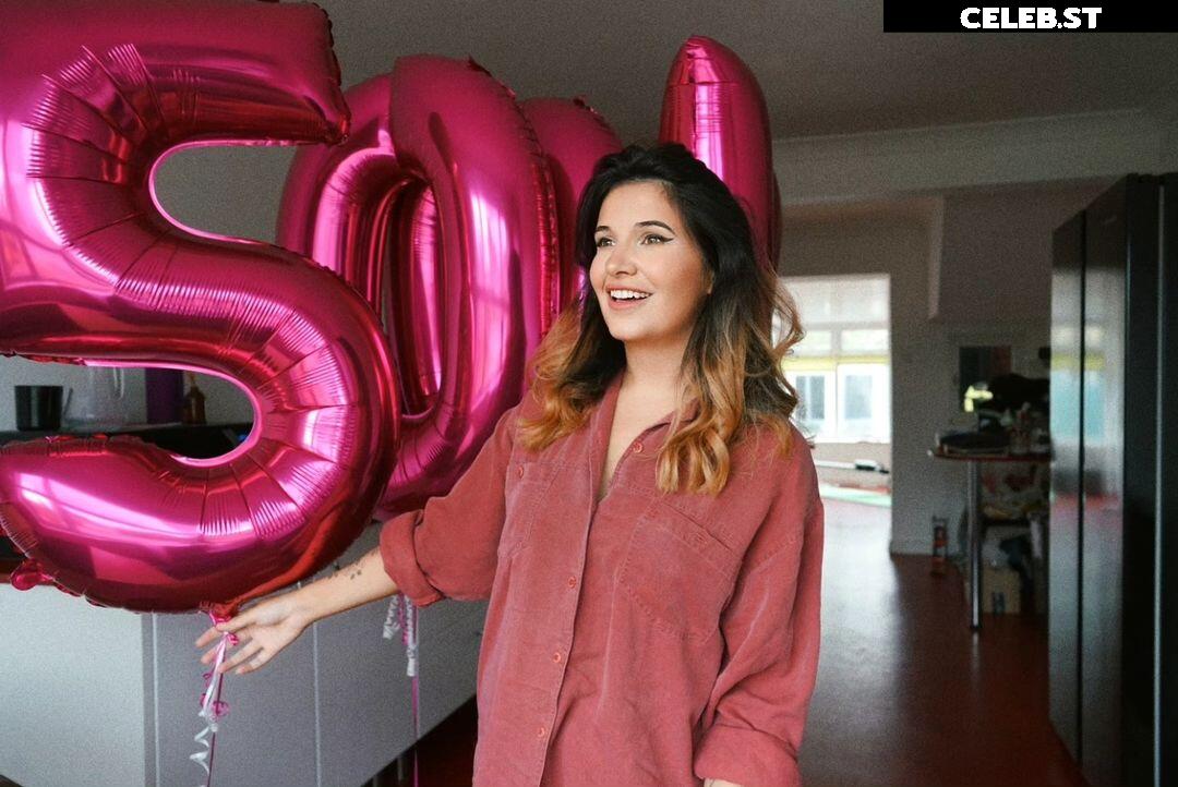 Cadaea Image 4360757