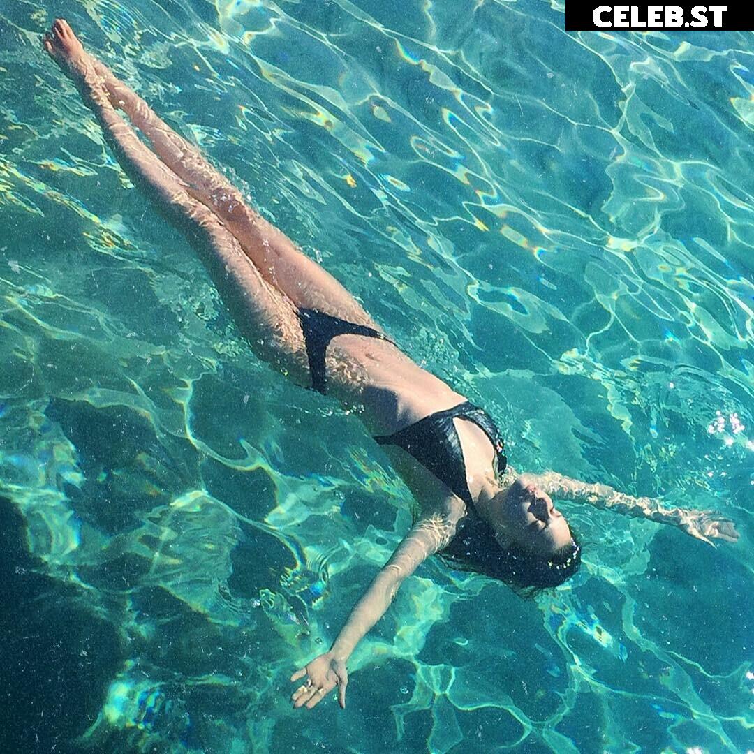 Alina Rin Image 4360066