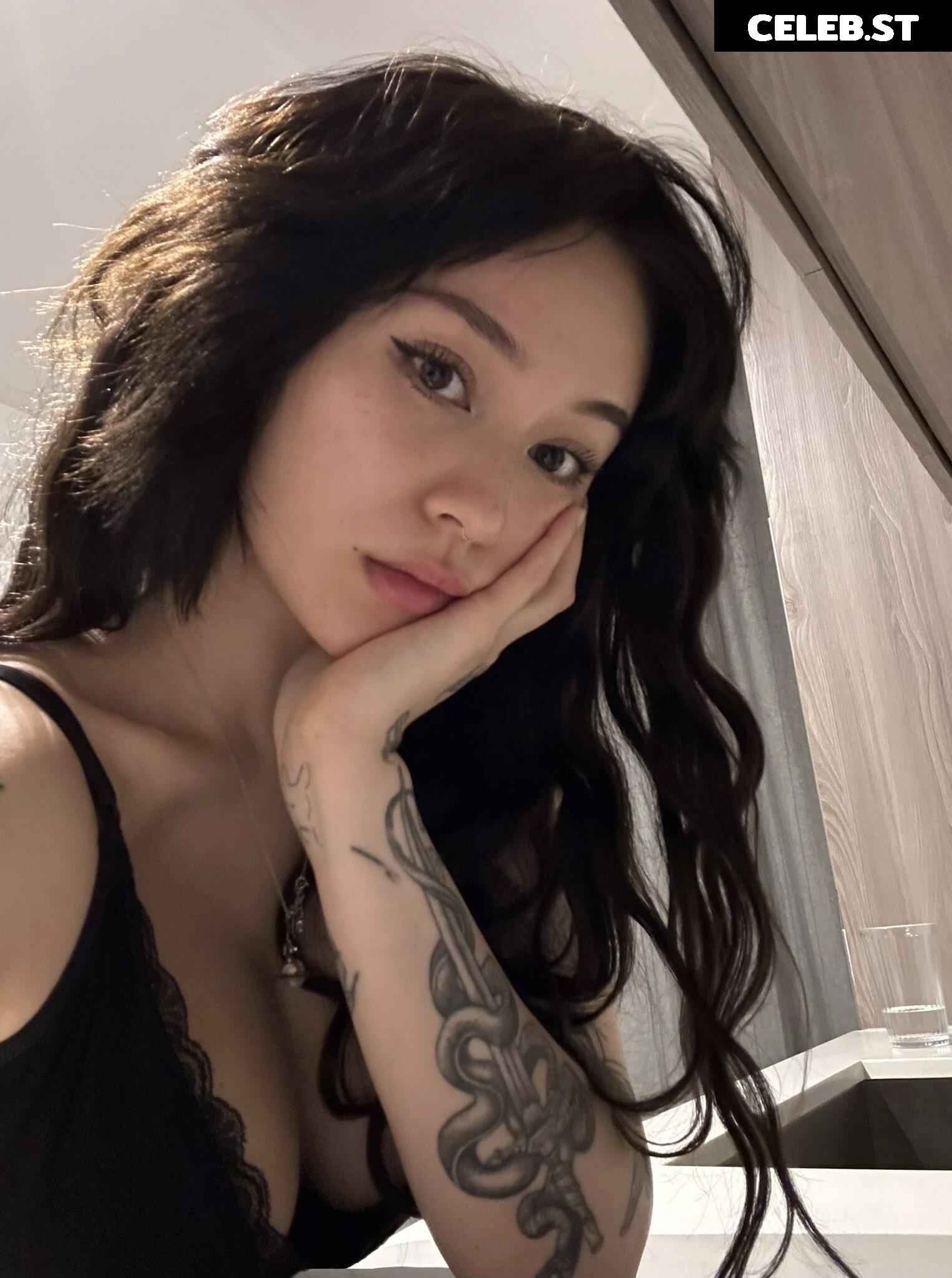 JadeyAnh | vylerria Image 4350493