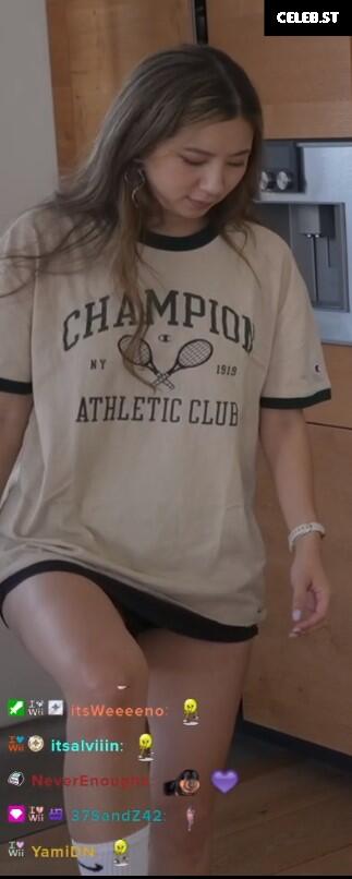 Fuslie (Leslie) Image 4346441