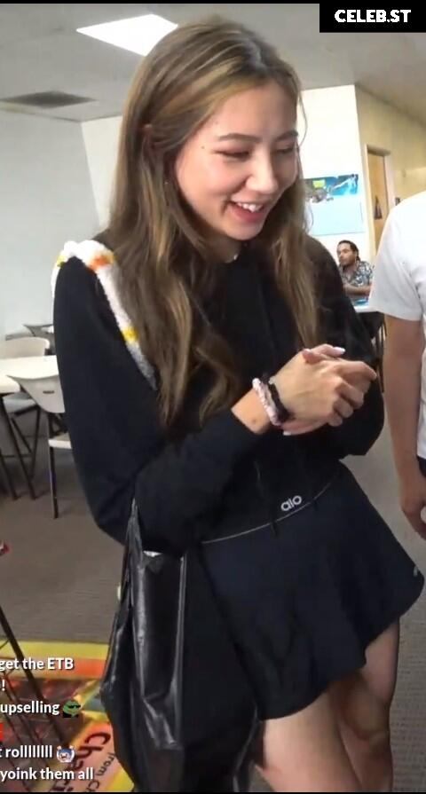 Fuslie (Leslie) Image 4346104