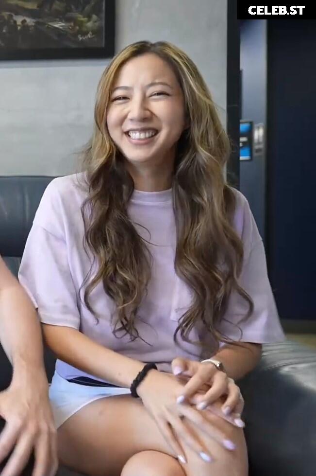 Fuslie (Leslie) Image 4346385