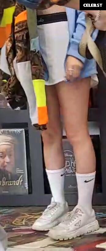 Fuslie (Leslie) Image 4346211