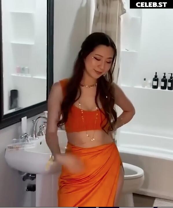 Fuslie (Leslie) Image 4341872