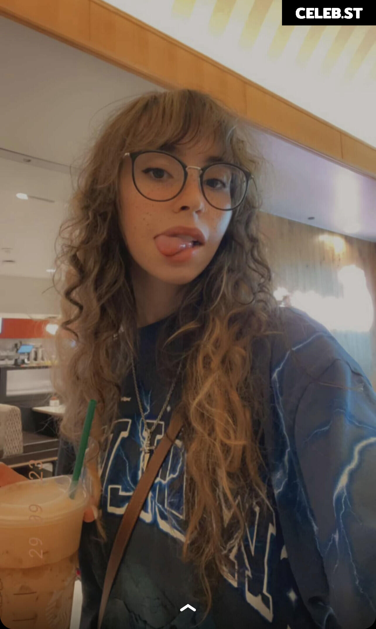 Catlyn Crespo Image 4341863