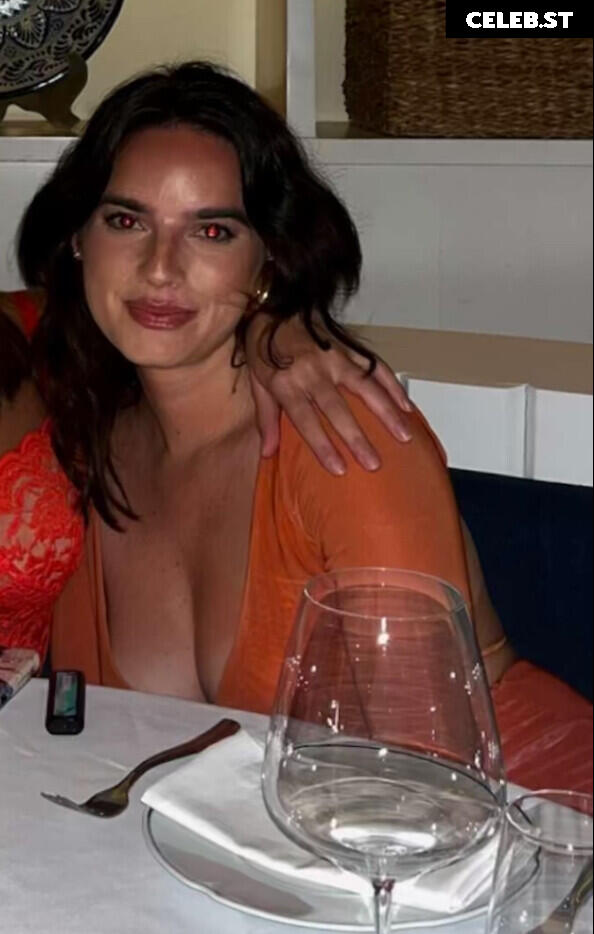 Natalie Noel Image 4343916